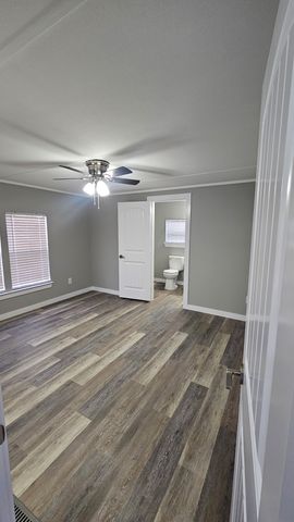 546 Ripy Road, Ponder, TX 76259