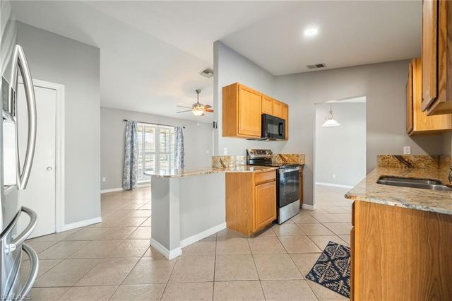 1091 Lovely LN, North Fort Myers, FL 33903