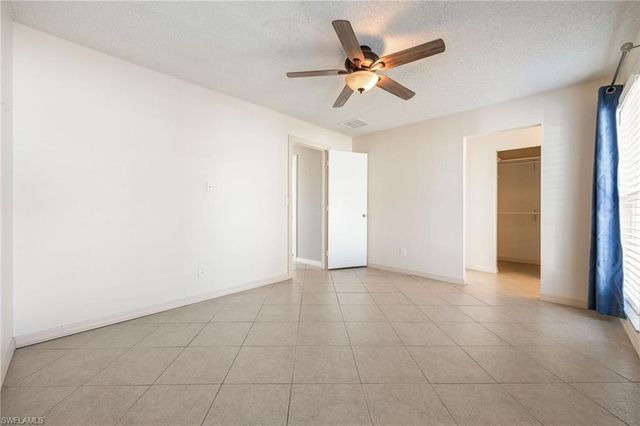 1091 Lovely LN, North Fort Myers, FL 33903