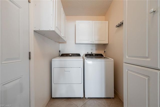 1091 Lovely LN, North Fort Myers, FL 33903