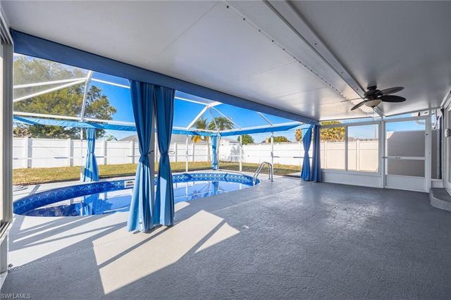 1091 Lovely LN, North Fort Myers, FL 33903