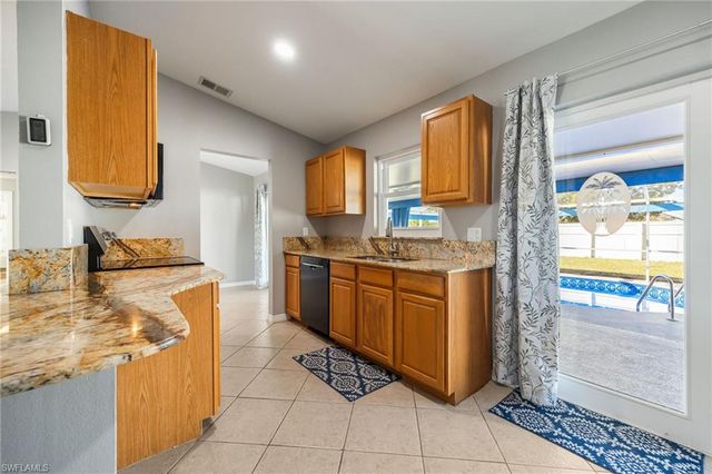 1091 Lovely LN, North Fort Myers, FL 33903