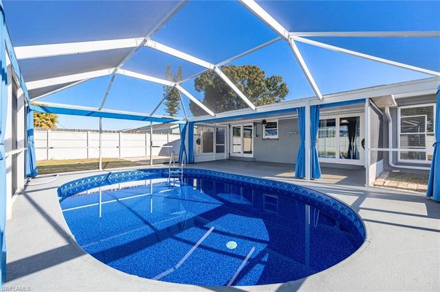 1091 Lovely LN, North Fort Myers, FL 33903