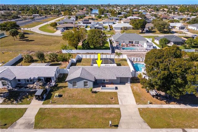 1091 Lovely LN, North Fort Myers, FL 33903