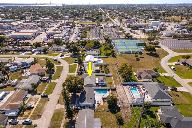 1091 Lovely LN, North Fort Myers, FL 33903