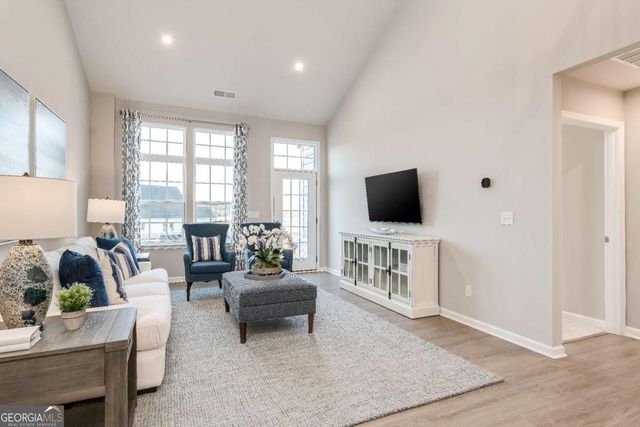 316 Mayflower Drive, Mcdonough, GA 30253