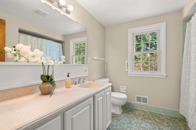 2464 Blueberry Lane, Ann Arbor, MI 48103