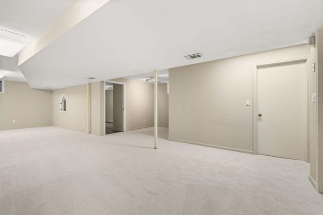 2464 Blueberry Lane, Ann Arbor, MI 48103