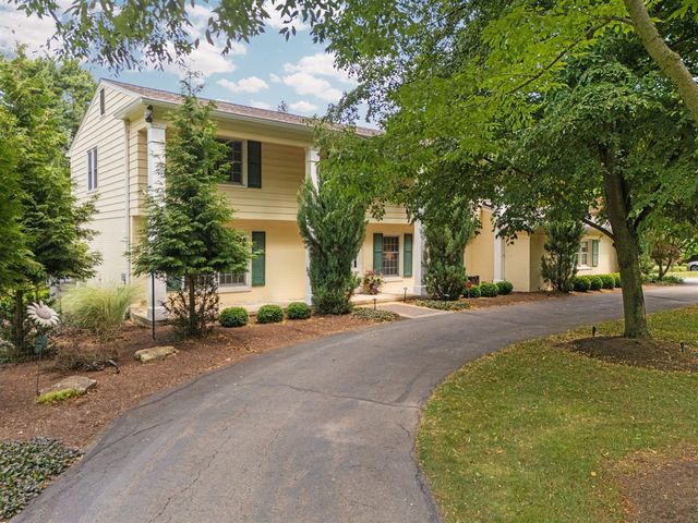 2464 Blueberry Lane, Ann Arbor, MI 48103