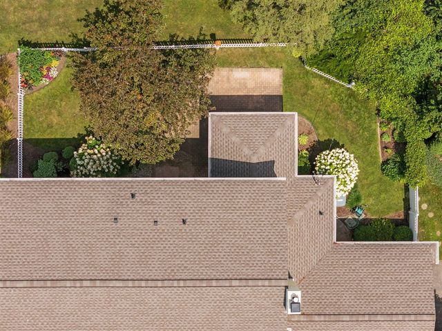 2464 Blueberry Lane, Ann Arbor, MI 48103
