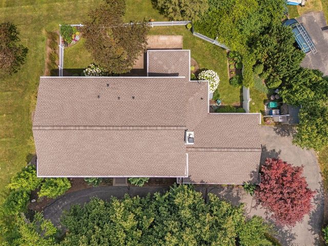 2464 Blueberry Lane, Ann Arbor, MI 48103