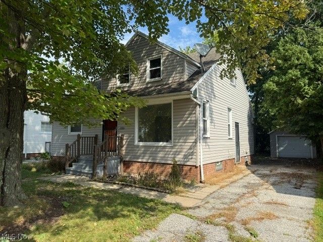 3949 Jo Ann Drive, Cleveland, OH 44122