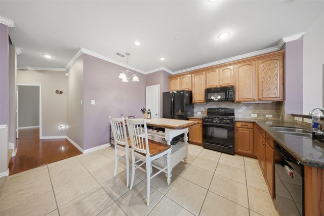 2140 Walnut Square Drive, Plano, TX 75025