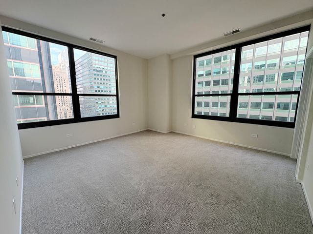 130 S Canal Street 9M, Chicago, IL 60606