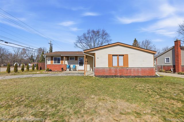 37256 Gilchrist Street, Westland, MI 48186