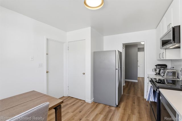 37256 Gilchrist Street, Westland, MI 48186