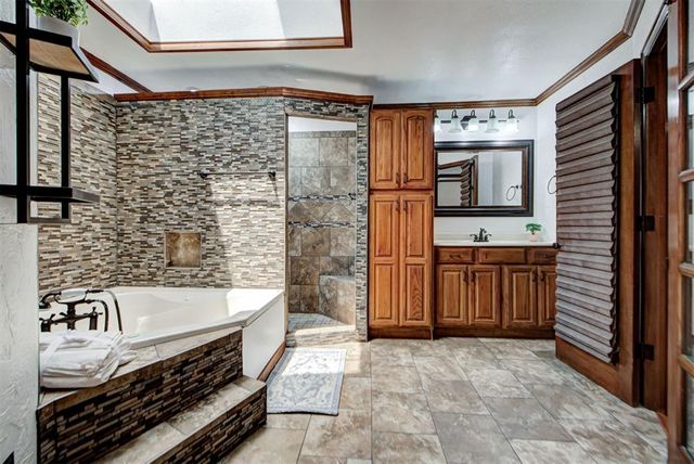 2705 SW 113TH Street, Oklahoma City, OK 73170