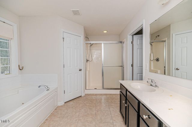 10 Wood Stream Trail, Sanford, NC 27332
