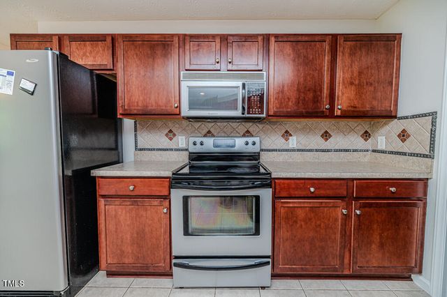 10 Wood Stream Trail, Sanford, NC 27332
