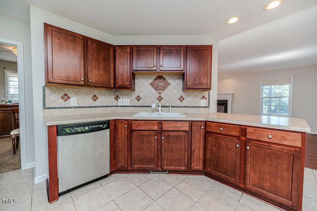 10 Wood Stream Trail, Sanford, NC 27332