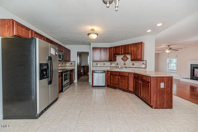 10 Wood Stream Trail, Sanford, NC 27332