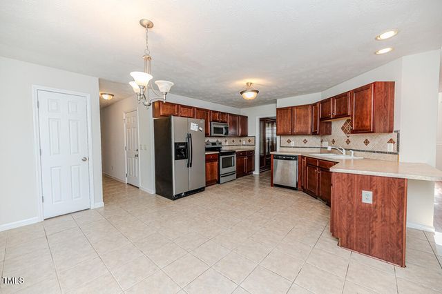 10 Wood Stream Trail, Sanford, NC 27332
