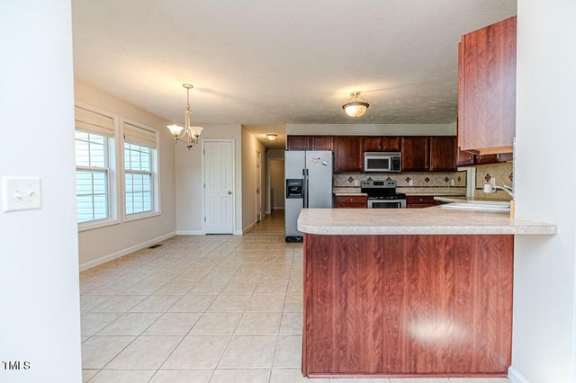 10 Wood Stream Trail, Sanford, NC 27332
