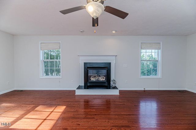 10 Wood Stream Trail, Sanford, NC 27332
