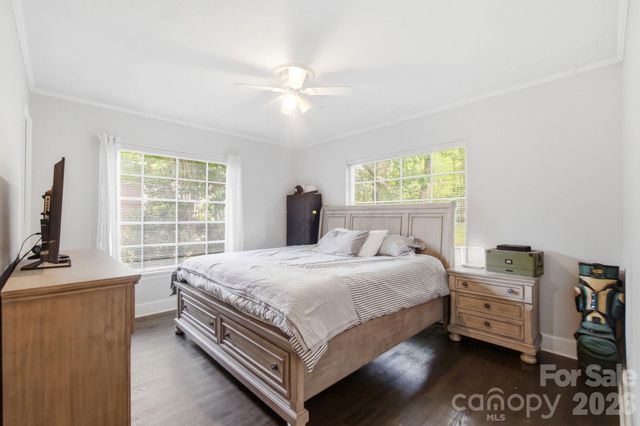 1616 Statesville Boulevard, Salisbury, NC 28144