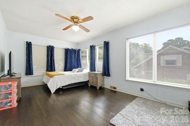 1616 Statesville Boulevard, Salisbury, NC 28144