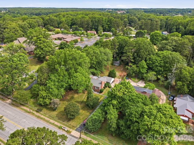 1616 Statesville Boulevard, Salisbury, NC 28144