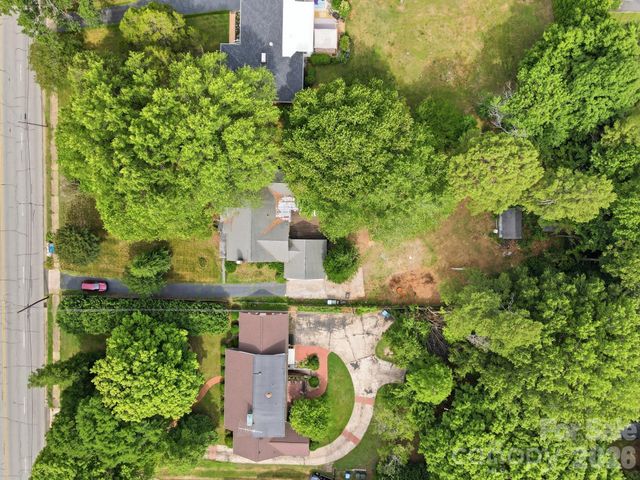 1616 Statesville Boulevard, Salisbury, NC 28144