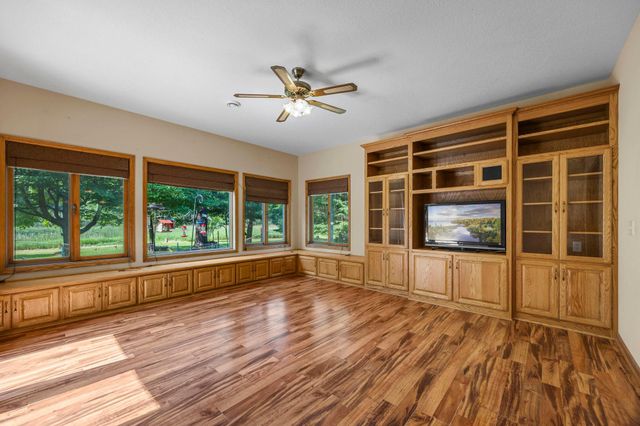 33480 Hemingway Avenue, Stacy, MN 55079