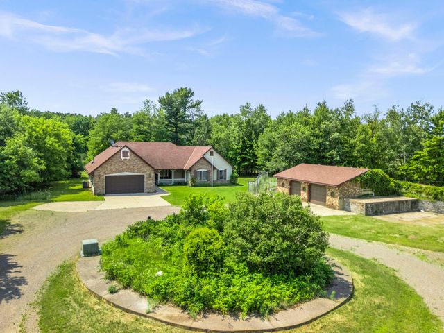 33480 Hemingway Avenue, Stacy, MN 55079