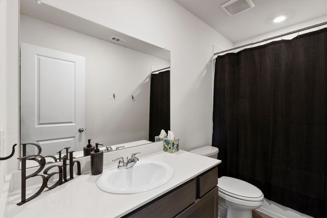 2518 Rockridge Drive, Crandall, TX 75114