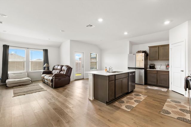 2518 Rockridge Drive, Crandall, TX 75114