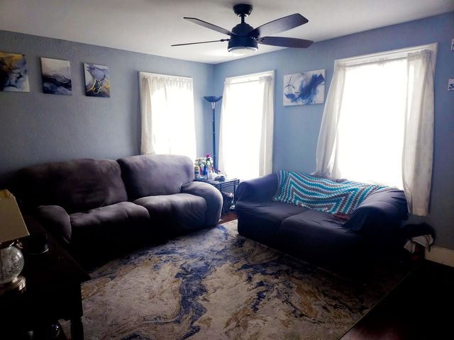 220 N East Street, Earlville, IL 60518