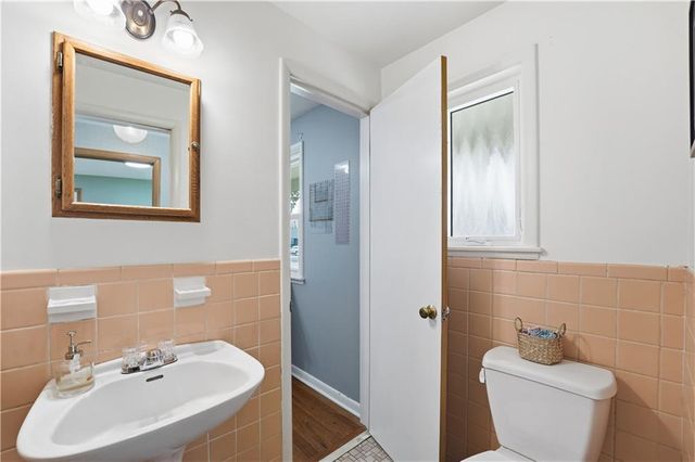 8221 Lamar Avenue, Prairie Village, KS 66208