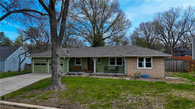 8221 Lamar Avenue, Prairie Village, KS 66208