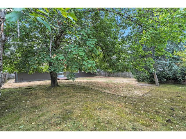 17905 Nw ARCADIA St, Portland, OR 97229