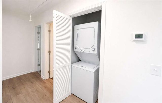 839 Commodore Drive, Atlanta, GA 30318