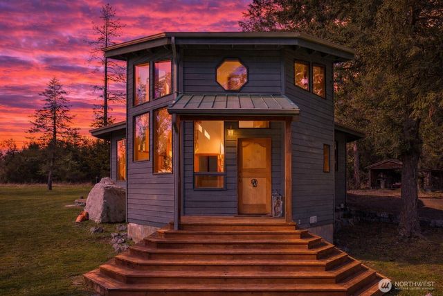 1062 Yacht Haven Road, Friday Harbor, WA 98250