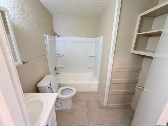 126 ALLENHURST ST, San Antonio, TX 78227