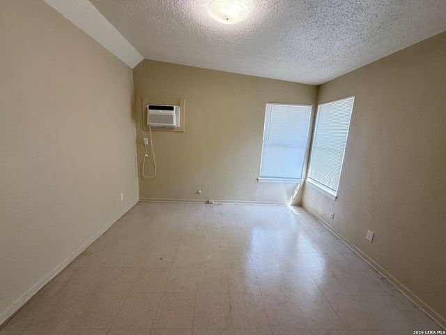 126 ALLENHURST ST, San Antonio, TX 78227