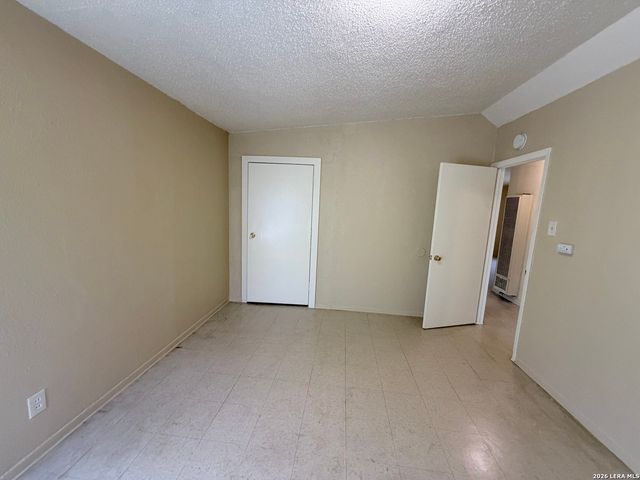 126 ALLENHURST ST, San Antonio, TX 78227