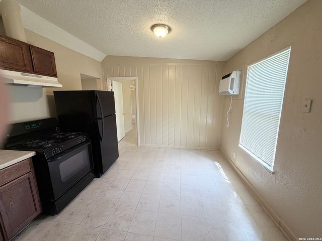 126 ALLENHURST ST, San Antonio, TX 78227