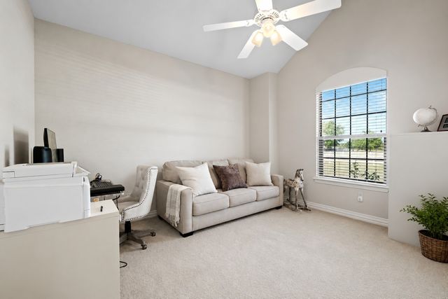 1009 Summerlin Drive, Granbury, TX 76048