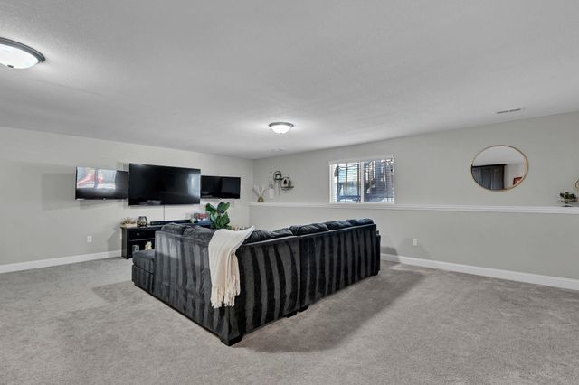 11314 W Wilkinson Ct, Maize, KS 67101