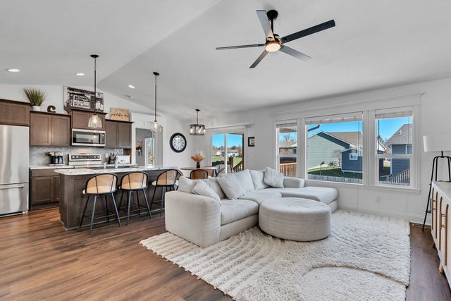 11314 W Wilkinson Ct, Maize, KS 67101