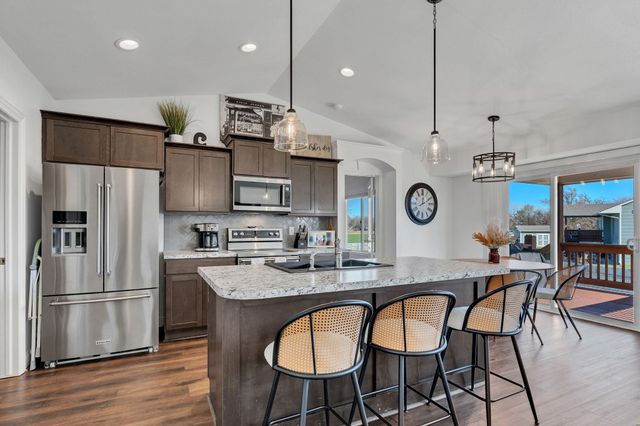 11314 W Wilkinson Ct, Maize, KS 67101